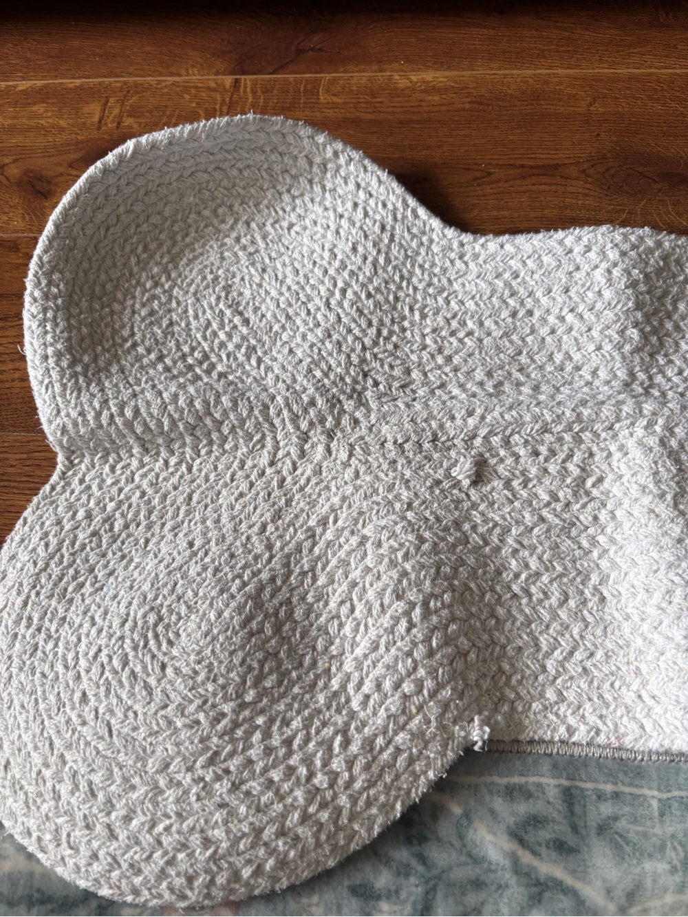 Gray Plaid Bone-Shaped dog food Mat - Picture 5 of 5